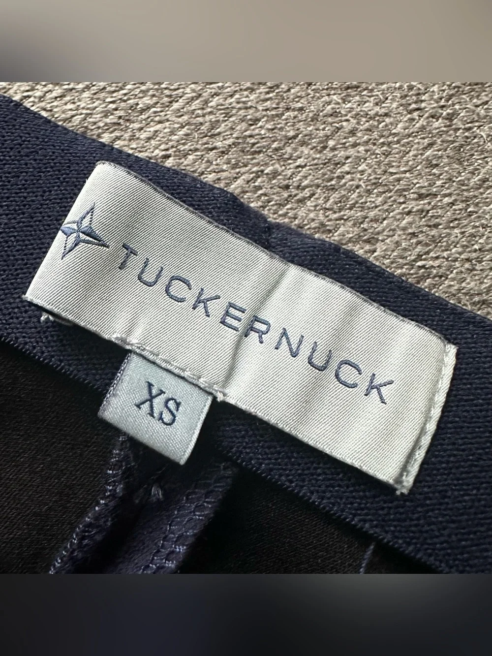 Tuckernuck Navy Ponte Ashford Cropped Pants XS